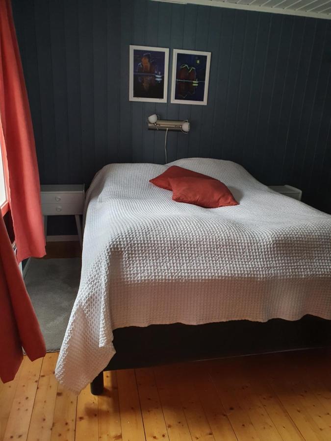 Sjohaug Rorbu Apartamento Moskenes Exterior foto